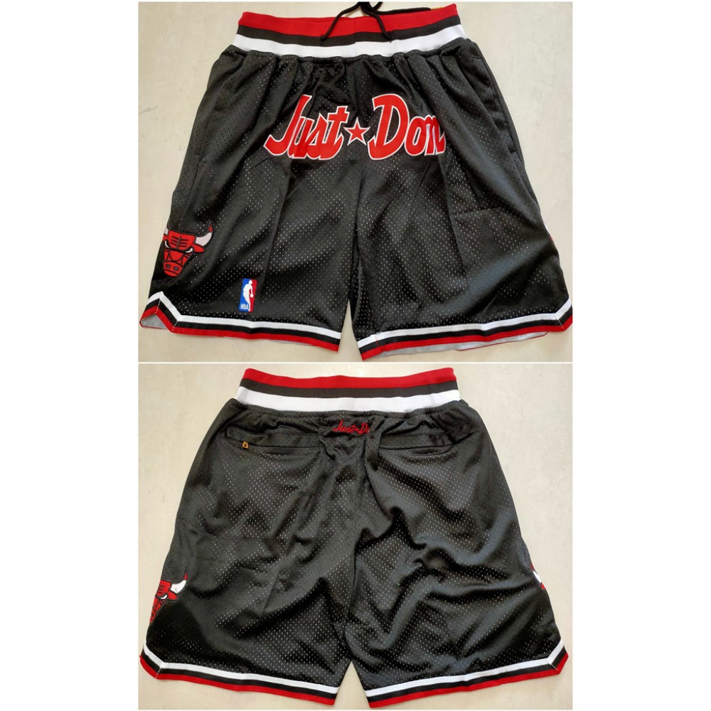 Men's Chicago Bulls Black Mitchell&Ness Shorts (Run Small)
